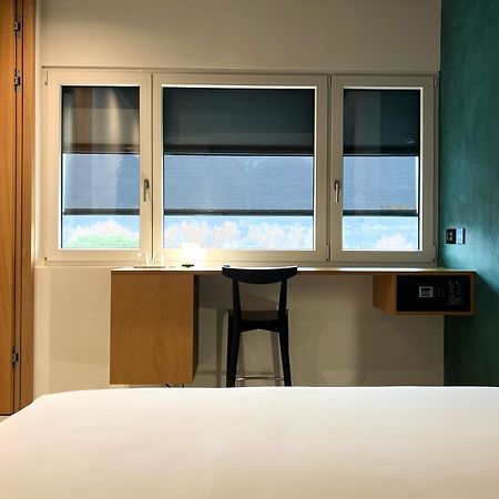 Riva Rooms & Studios - Check-In 24Hr Minusio Esterno foto